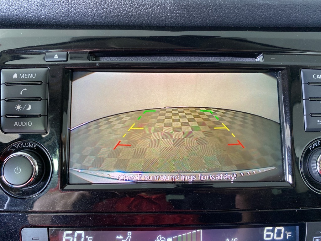 2020 Nissan Rogue SV photo 13