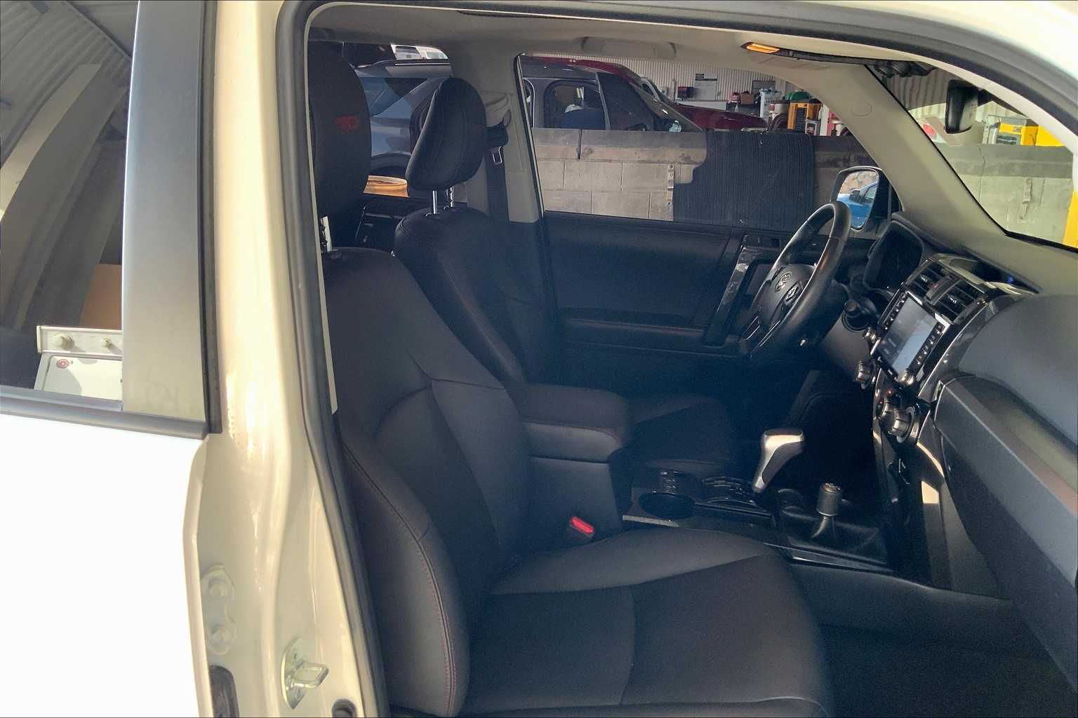 2023 Toyota 4Runner TRD Premium photo 8