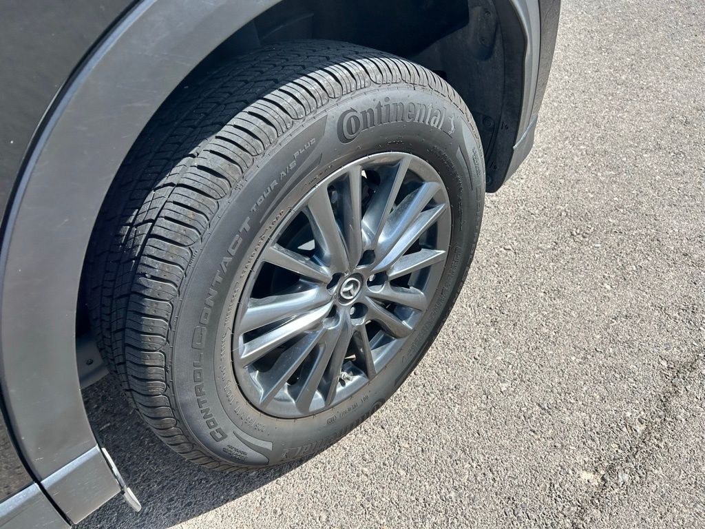 2019 Mazda CX-5 Touring photo 3