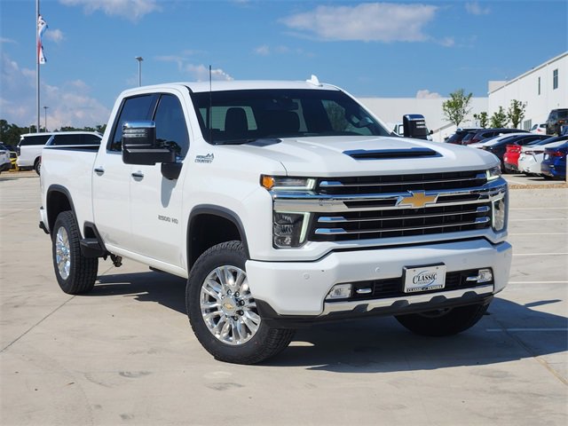 2023 Chevrolet Silverado HD High Country's photo