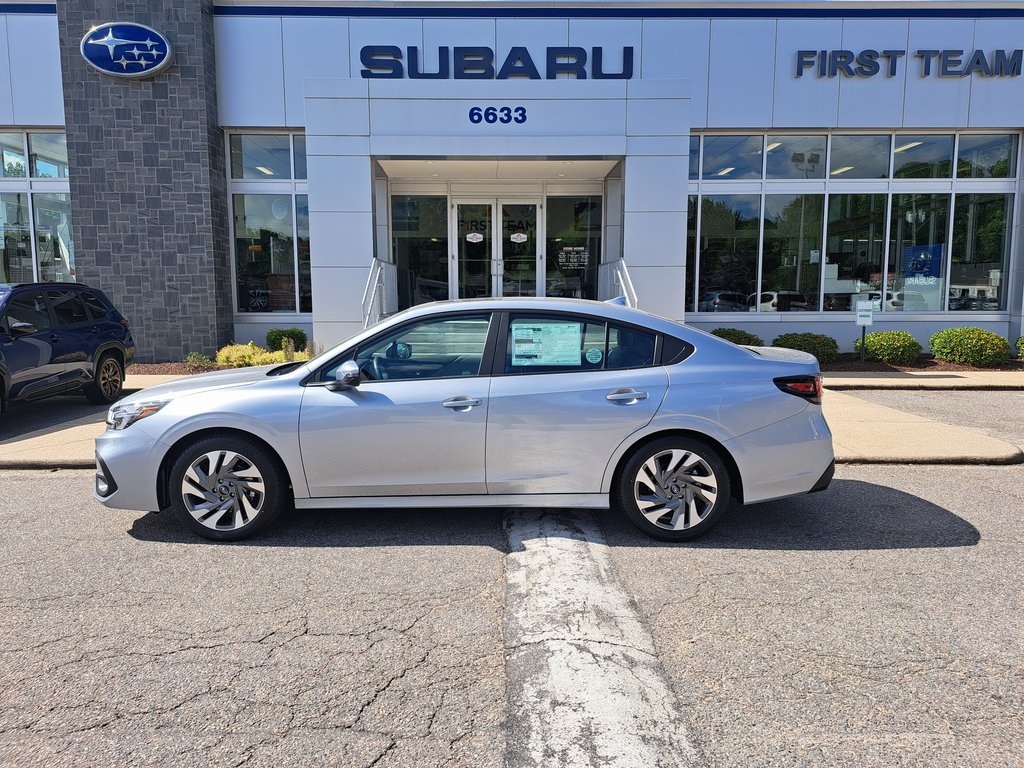 2025 Subaru Legacy Limited photo 3