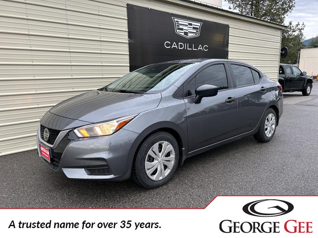 2022 Nissan Versa Sedan S's photo