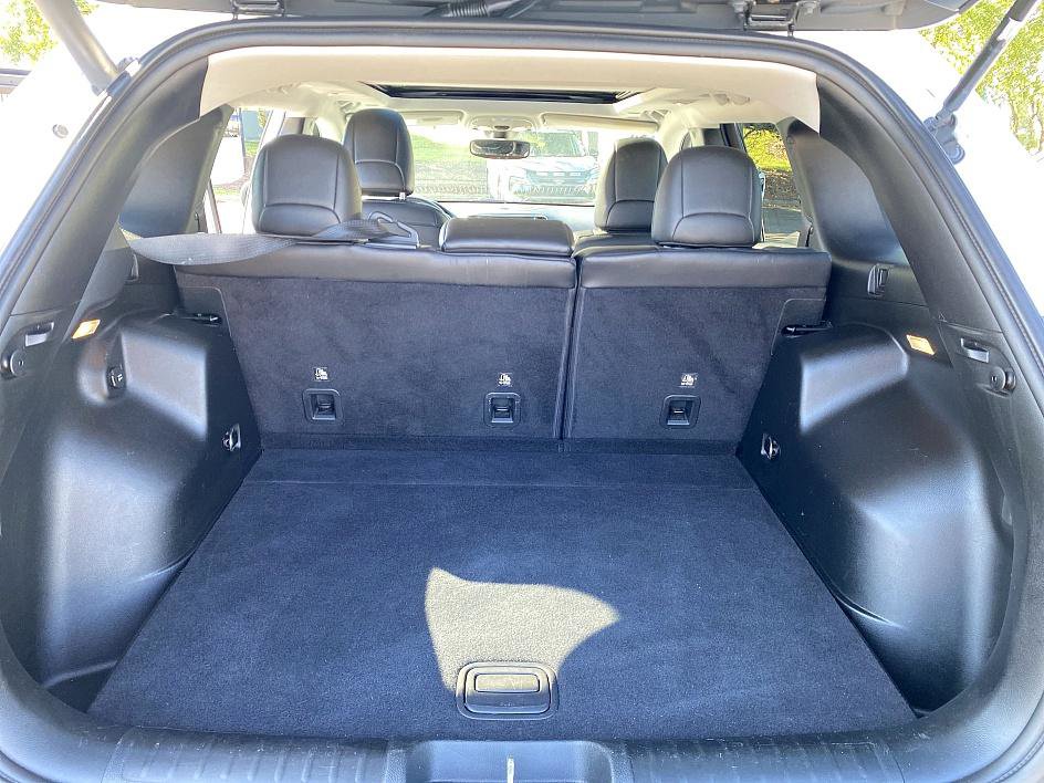 2019 Jeep Cherokee Limited photo 18