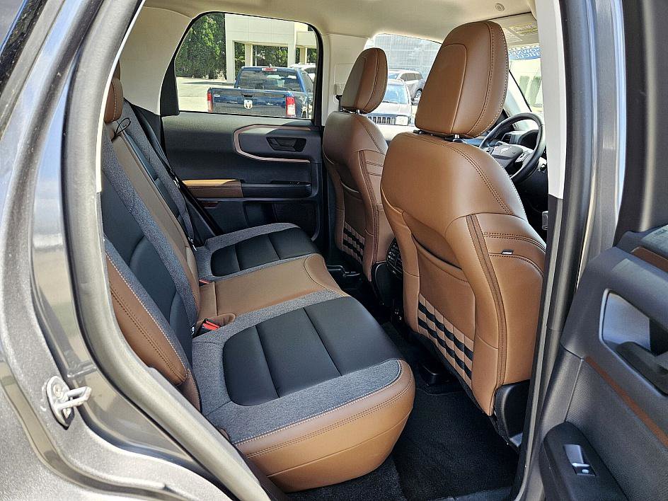 2024 Ford Bronco Sport Outer Banks photo 14