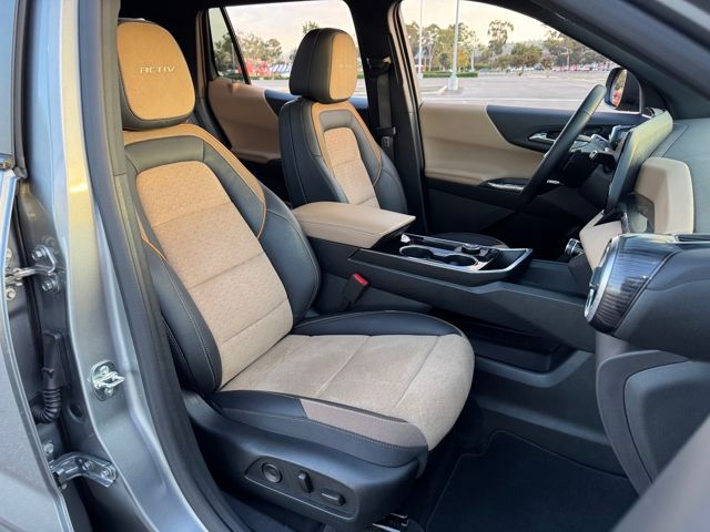 2025 Chevrolet Equinox LT photo 20