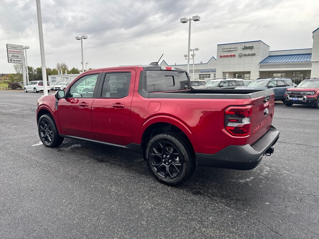 2025 Ford Maverick Lariat photo 2