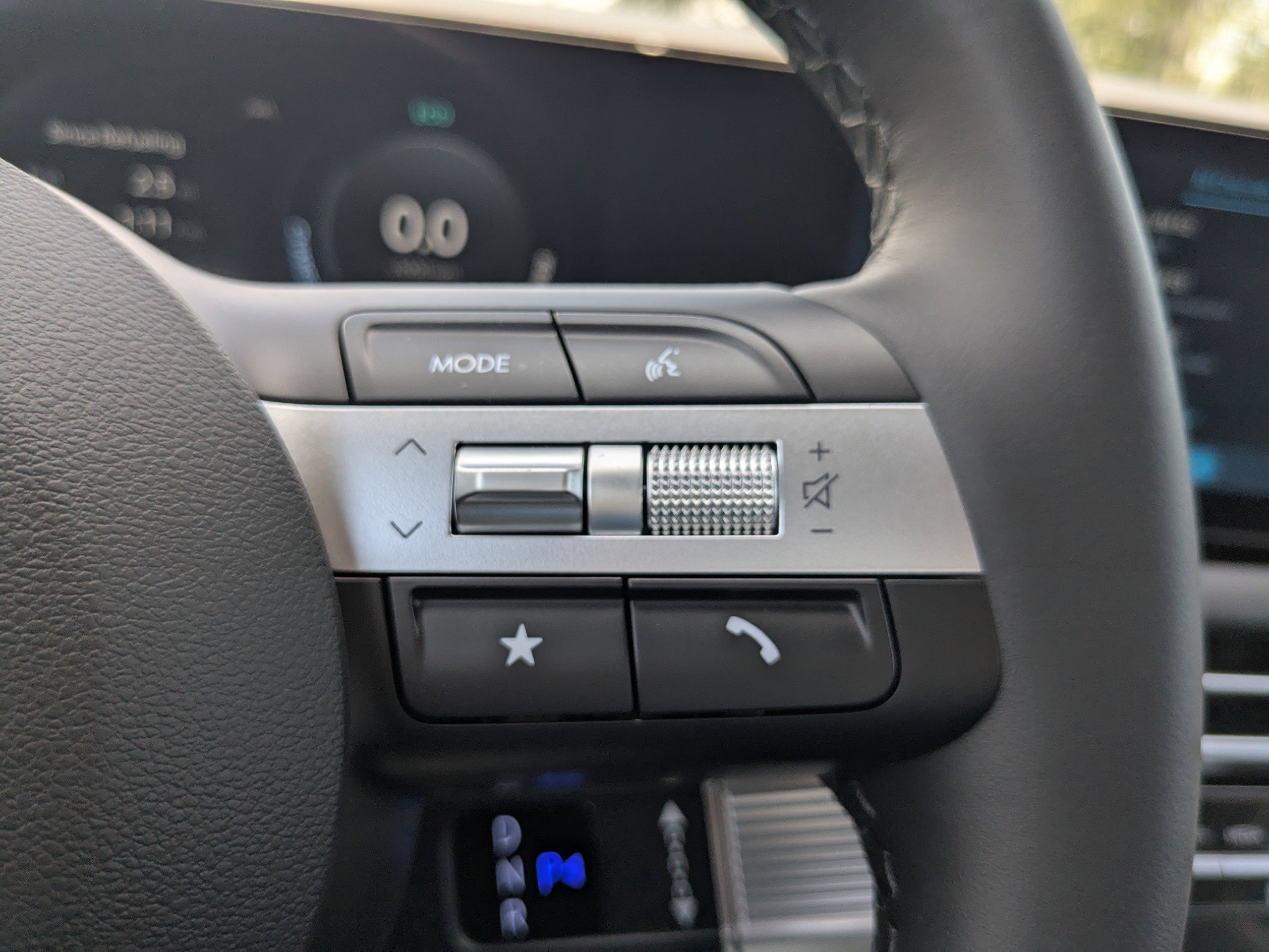 2025 Hyundai Tucson Hybrid SEL Convenience photo 20
