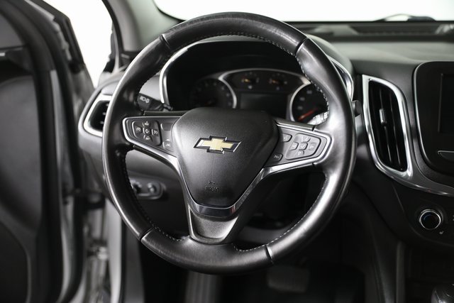 2021 Chevrolet Equinox LT photo 3