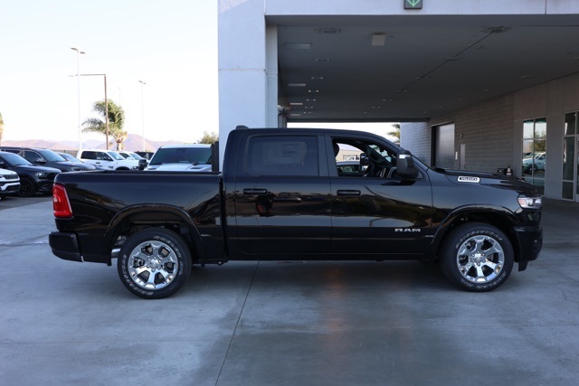 New 2026 Diamond Black Crystal Pearl-Coat Exterior Paint RAM Big Horn Sport Appearance image 2