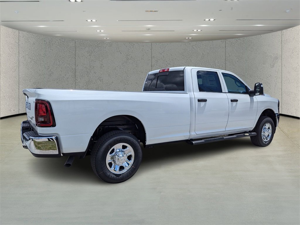 2025 Ram 2500 Tradesman photo 4