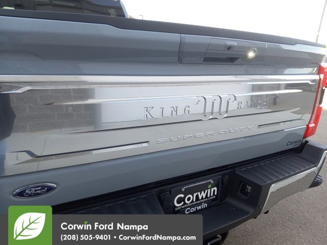 2025 Ford F-350 King Ranch photo 32