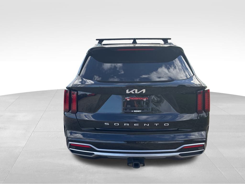 2022 Kia Sorento S photo 3