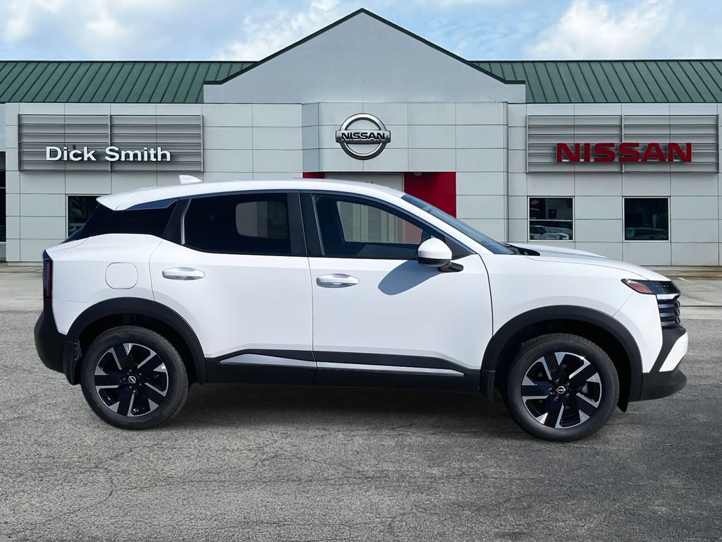 2025 Nissan Kicks SV photo 2