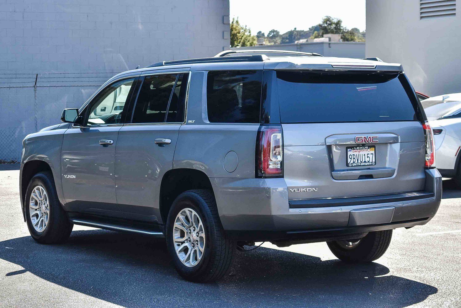 2020 Gmc Yukon SLT photo 3