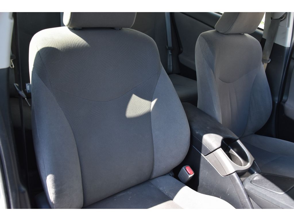 2015 Toyota Prius Two photo 23