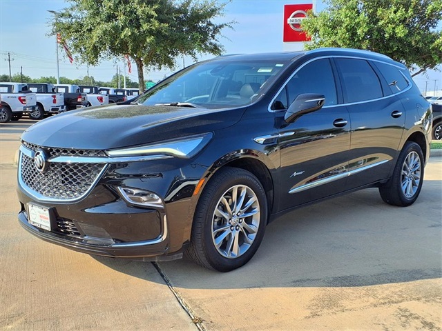 2023 Buick Enclave Avenir photo 17