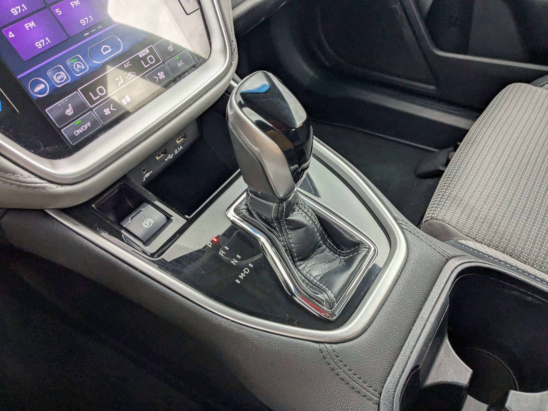 2022 Subaru Outback Premium photo 23