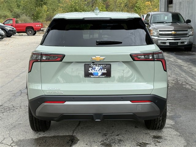 2026 Chevrolet Equinox LT photo 5