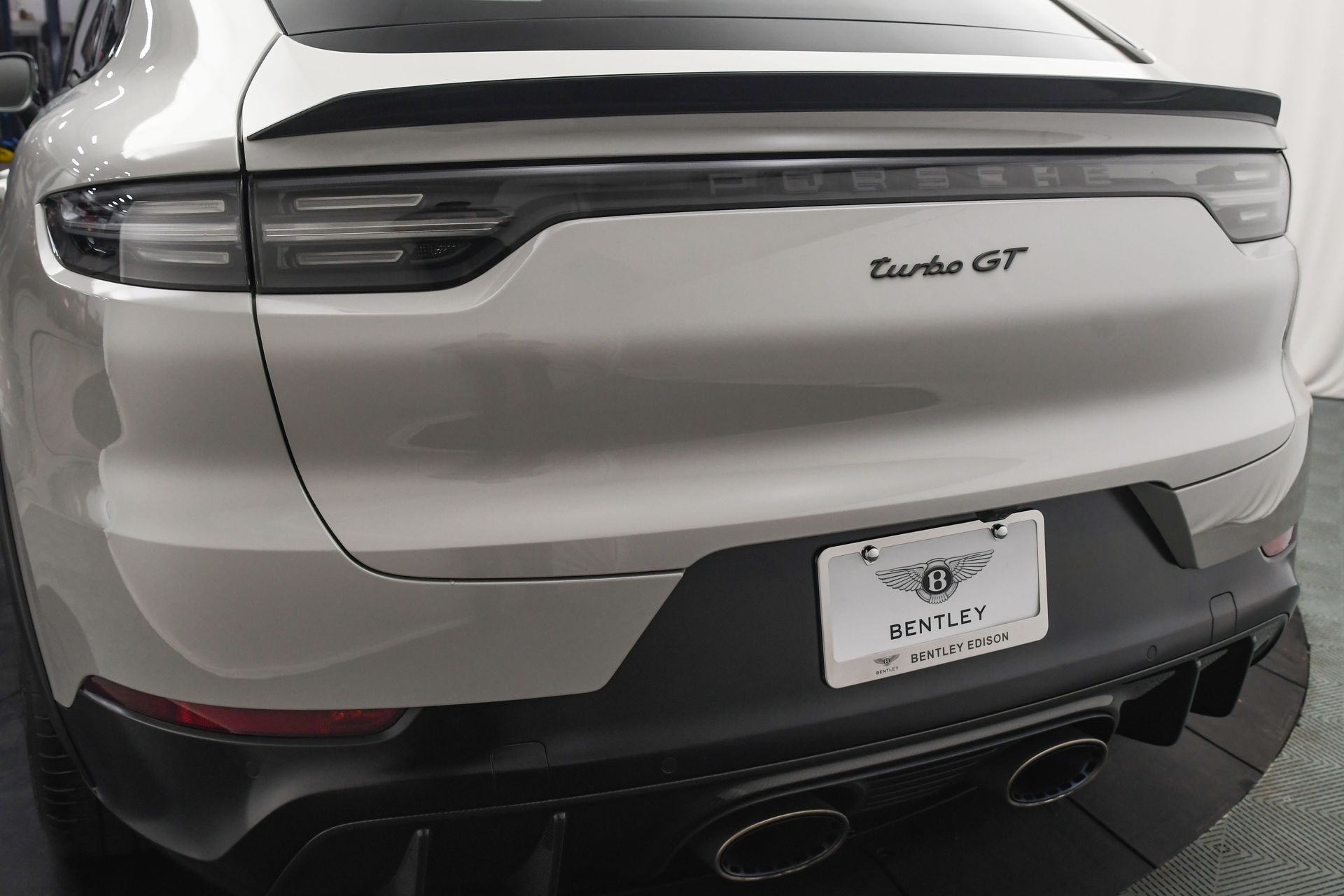 2023 Porsche Cayenne Coupe Turbo GT photo 19