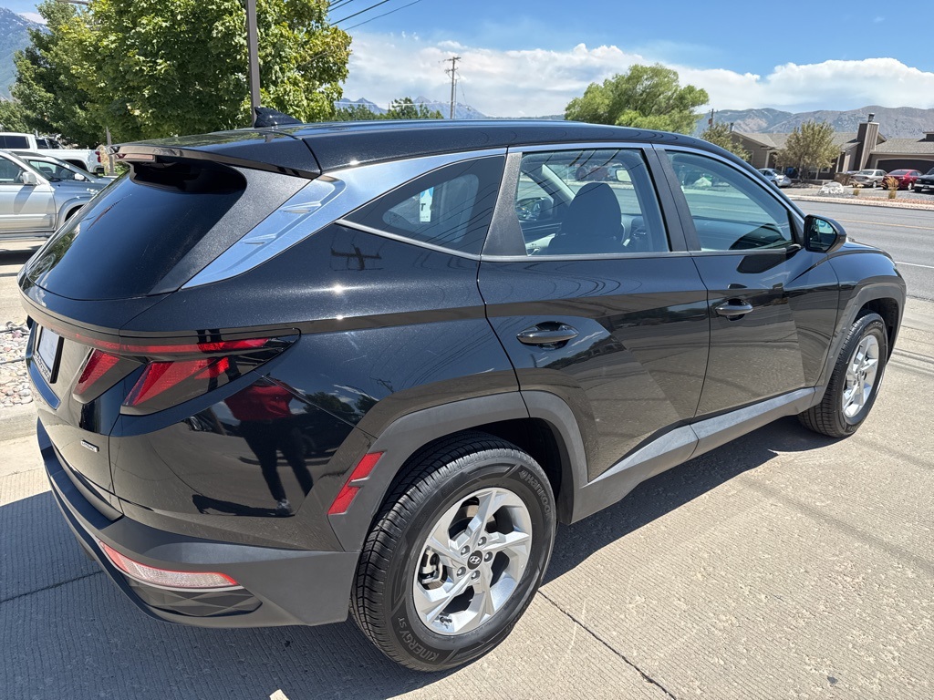 2024 Hyundai Tucson SE photo 3