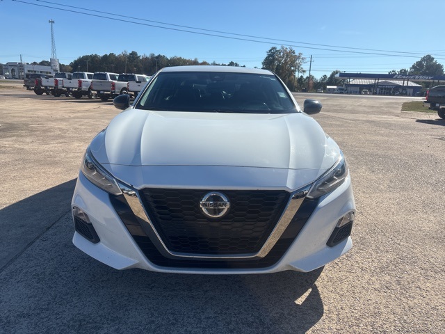 2022 Nissan Altima 2.5 SR photo 2