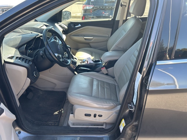 2016 Ford Escape Titanium photo 9