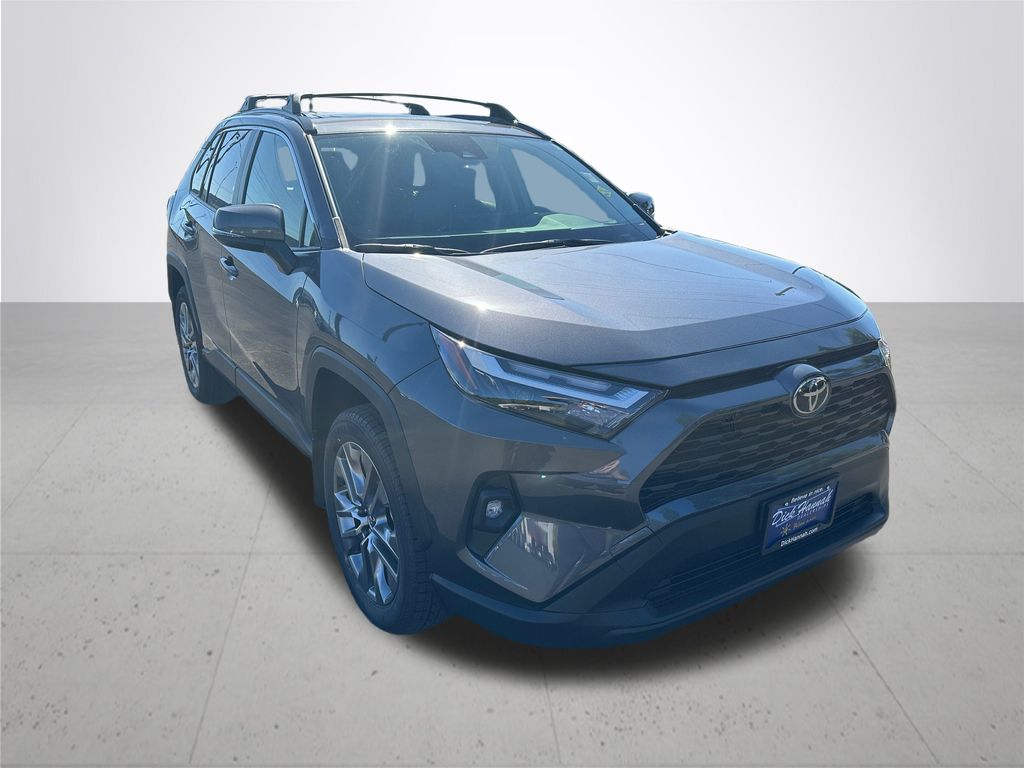 2025 Toyota RAV4 XLE Premium photo 5