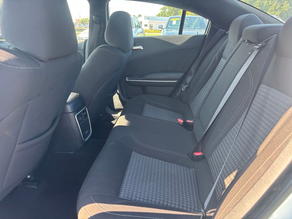 2023 Dodge Charger SXT photo 7