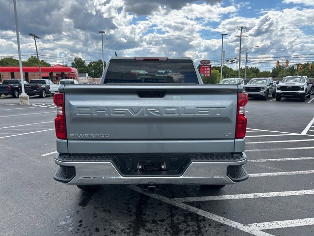 2026 Chevrolet Silverado 1500 LT photo 3