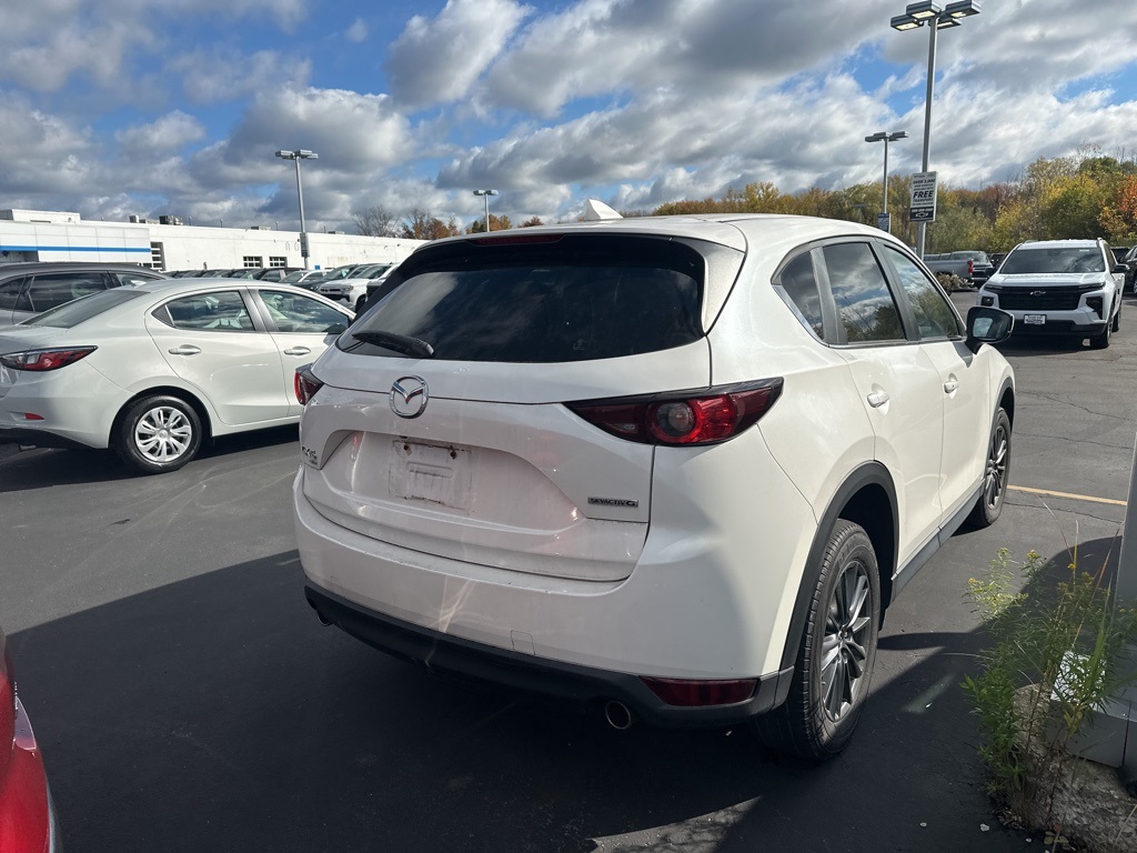 2020 Mazda CX-5 Touring photo 2