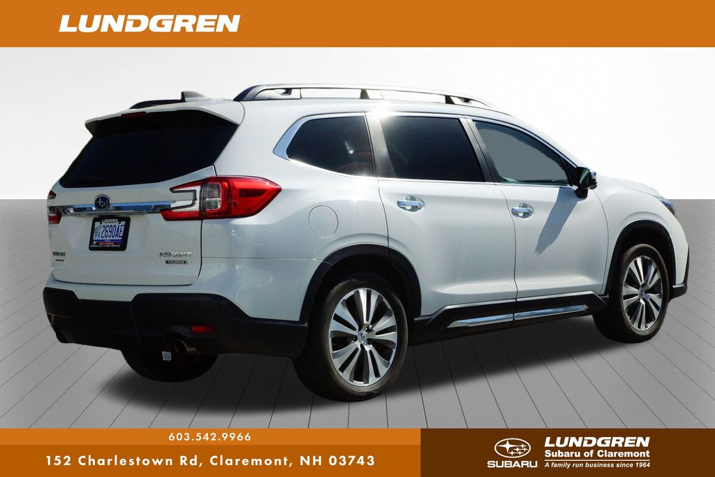 2023 Subaru Ascent Touring photo 2