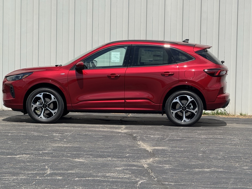 2025 Ford Escape ST-Line Elite photo 4