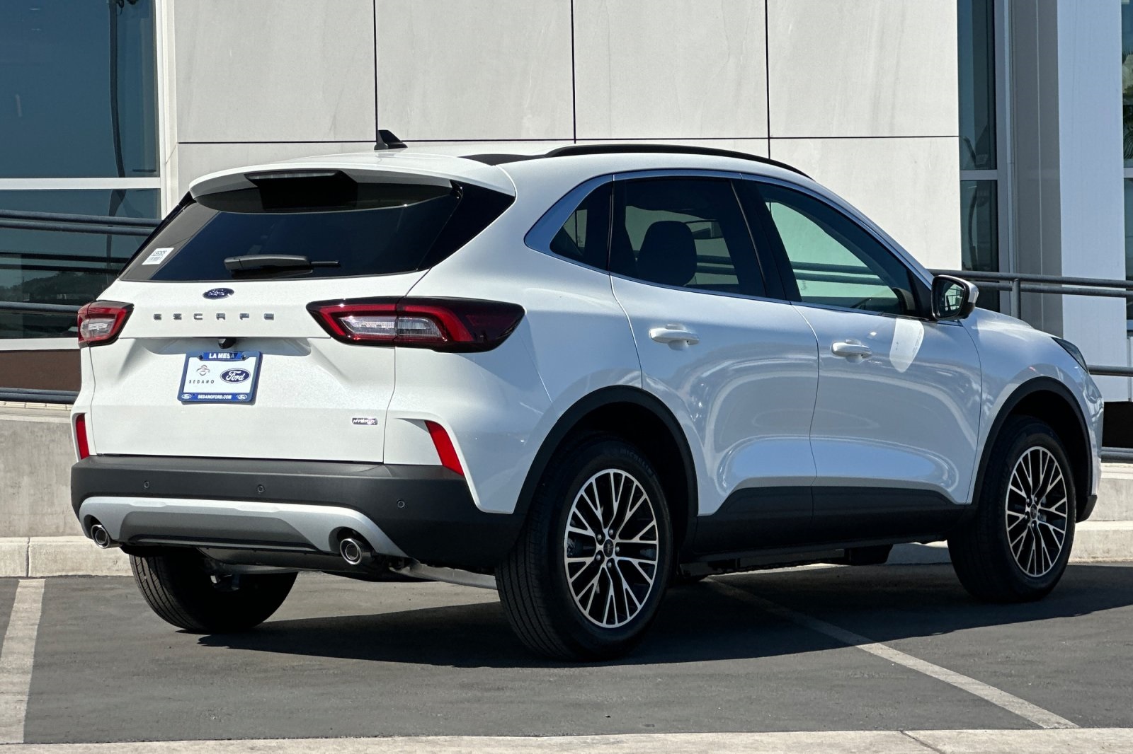 2025 Ford Escape Plug-In Hybrid Base photo 3