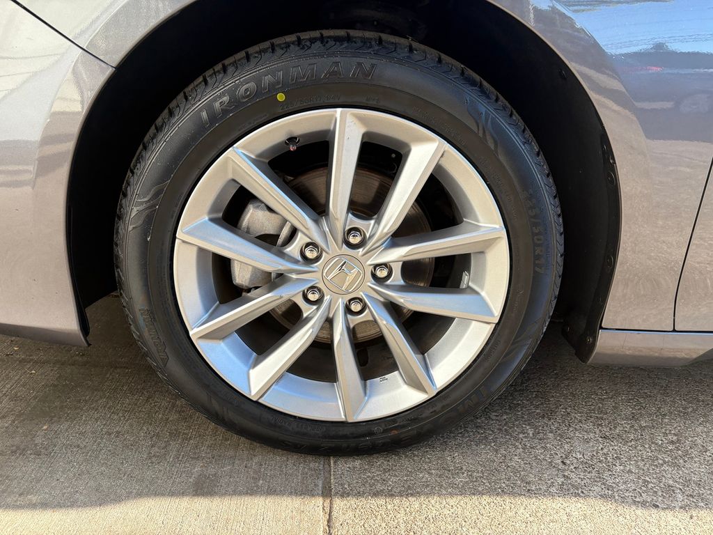 2022 Honda Accord LX photo 11