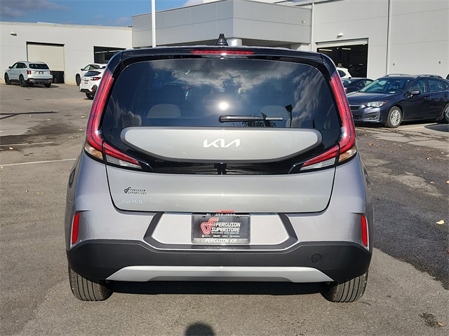 2025 Kia Soul LX photo 3