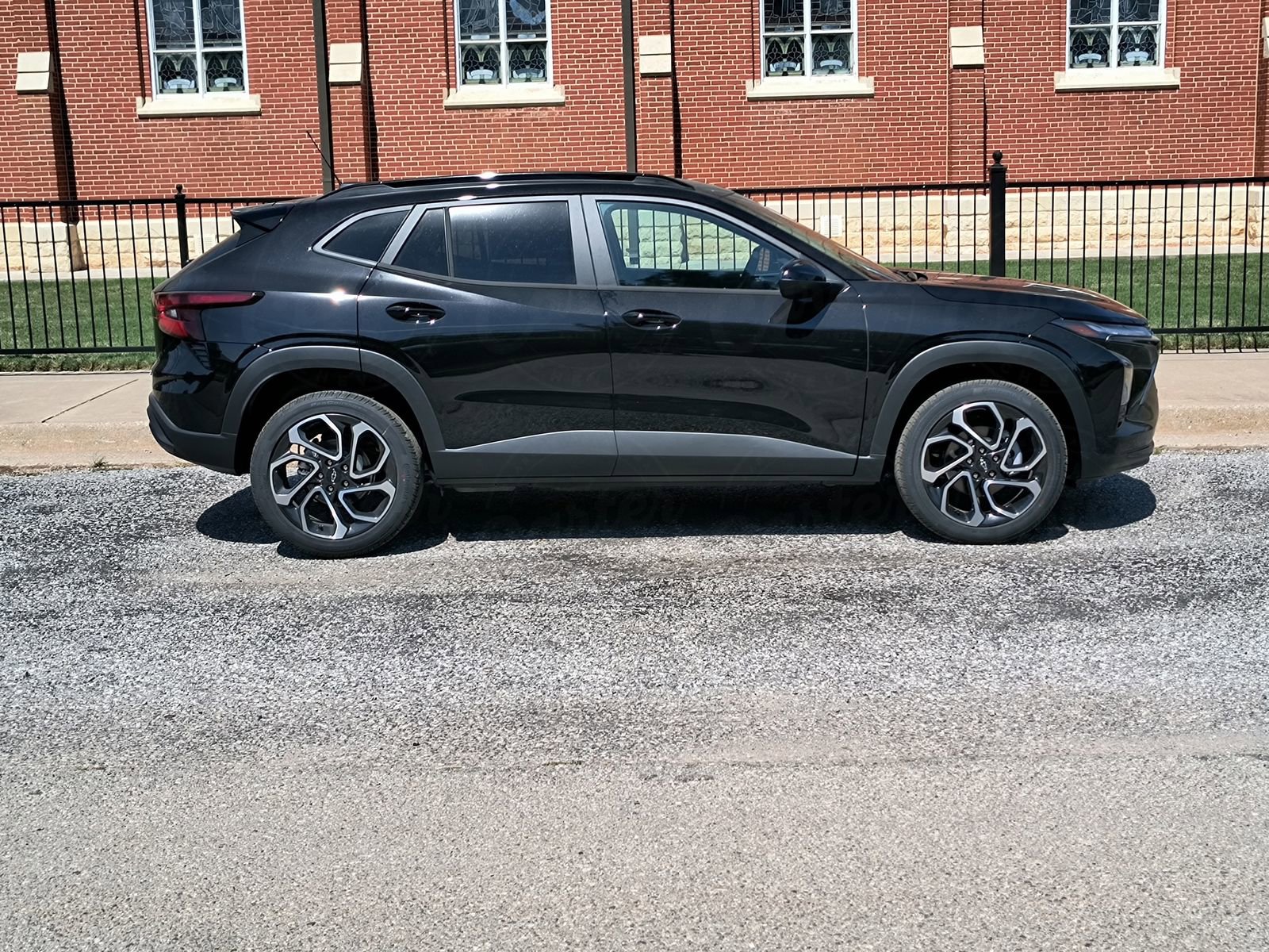 2025 Chevrolet Trax photo 5