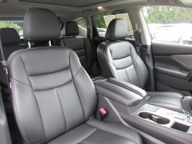 2021 Nissan Murano SV photo 8