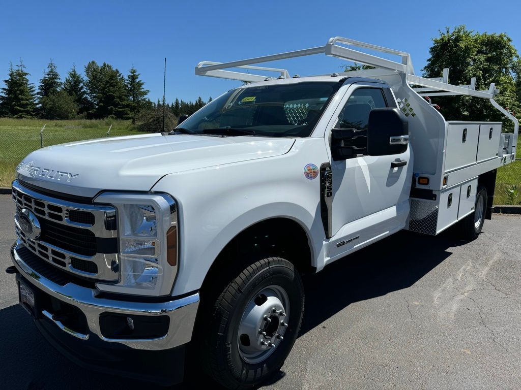 2024 Ford F-350 photo 4