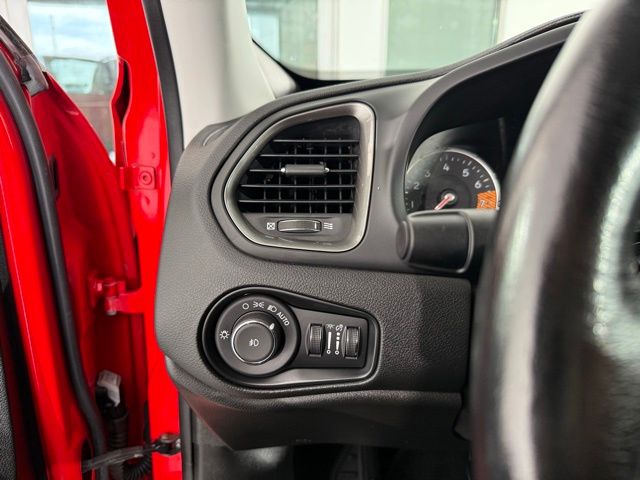 2019 Jeep Renegade Limited photo 43