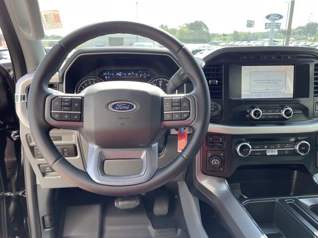 2023 Ford F-150 XLT photo 20