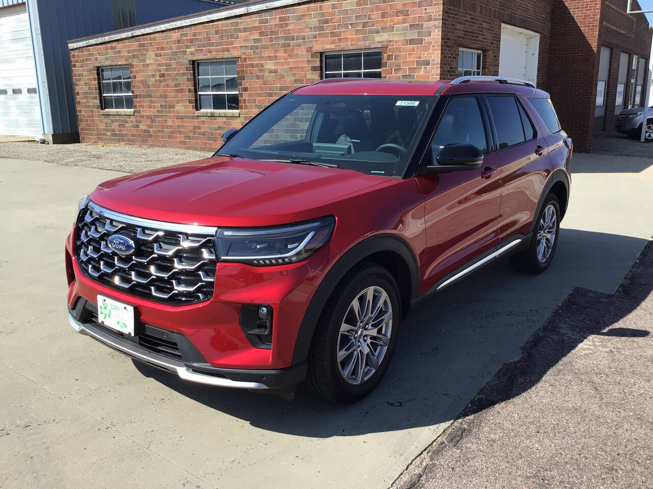 2025 Ford Explorer Platinum photo 6