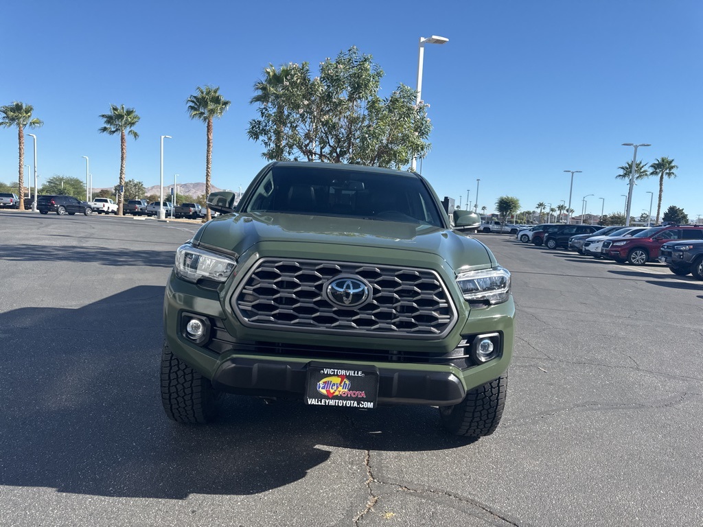 2022 Toyota Tacoma TRD Off-Road photo 3