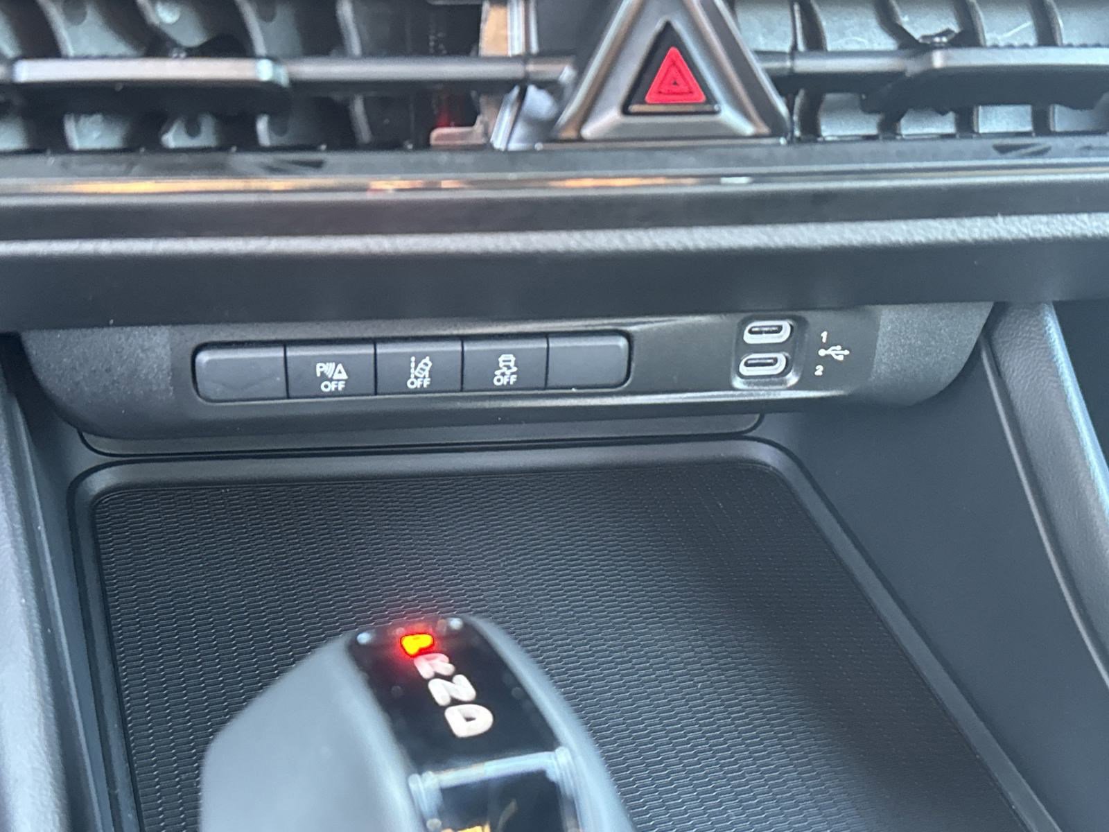 2025 Dodge Charger R/T photo 25