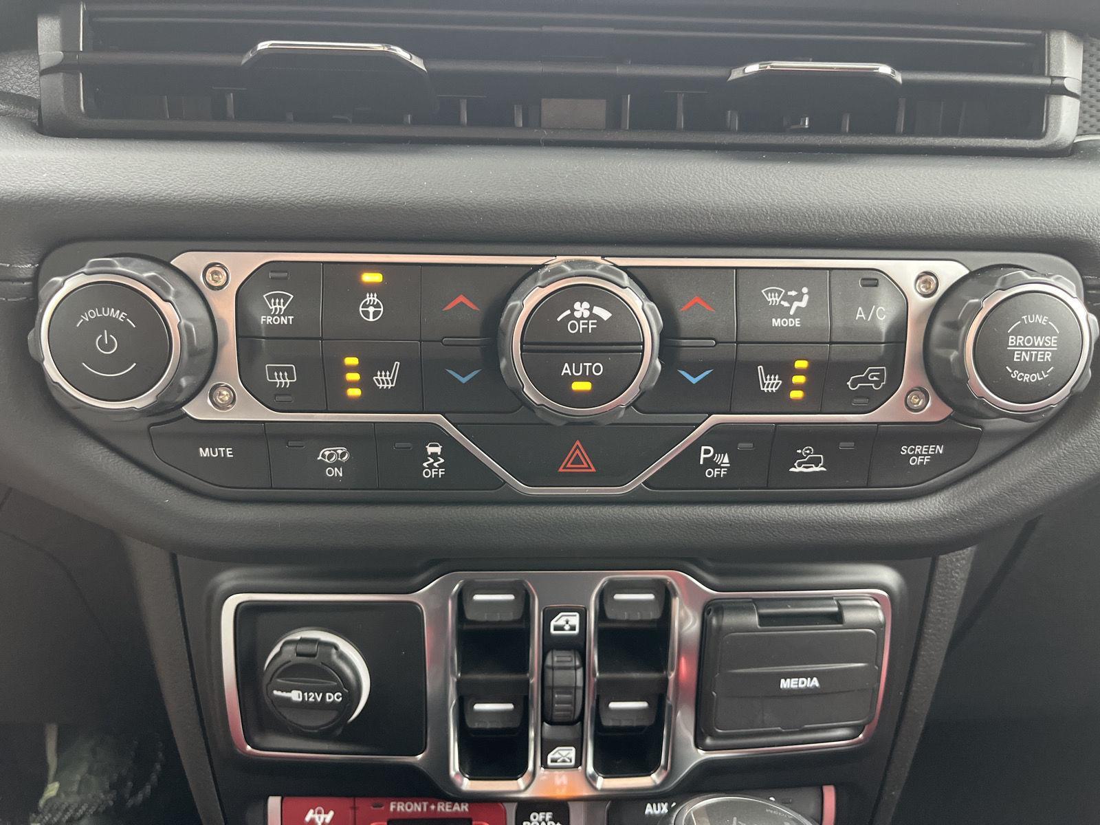 2024 Jeep Wrangler Rubicon 392 photo 17