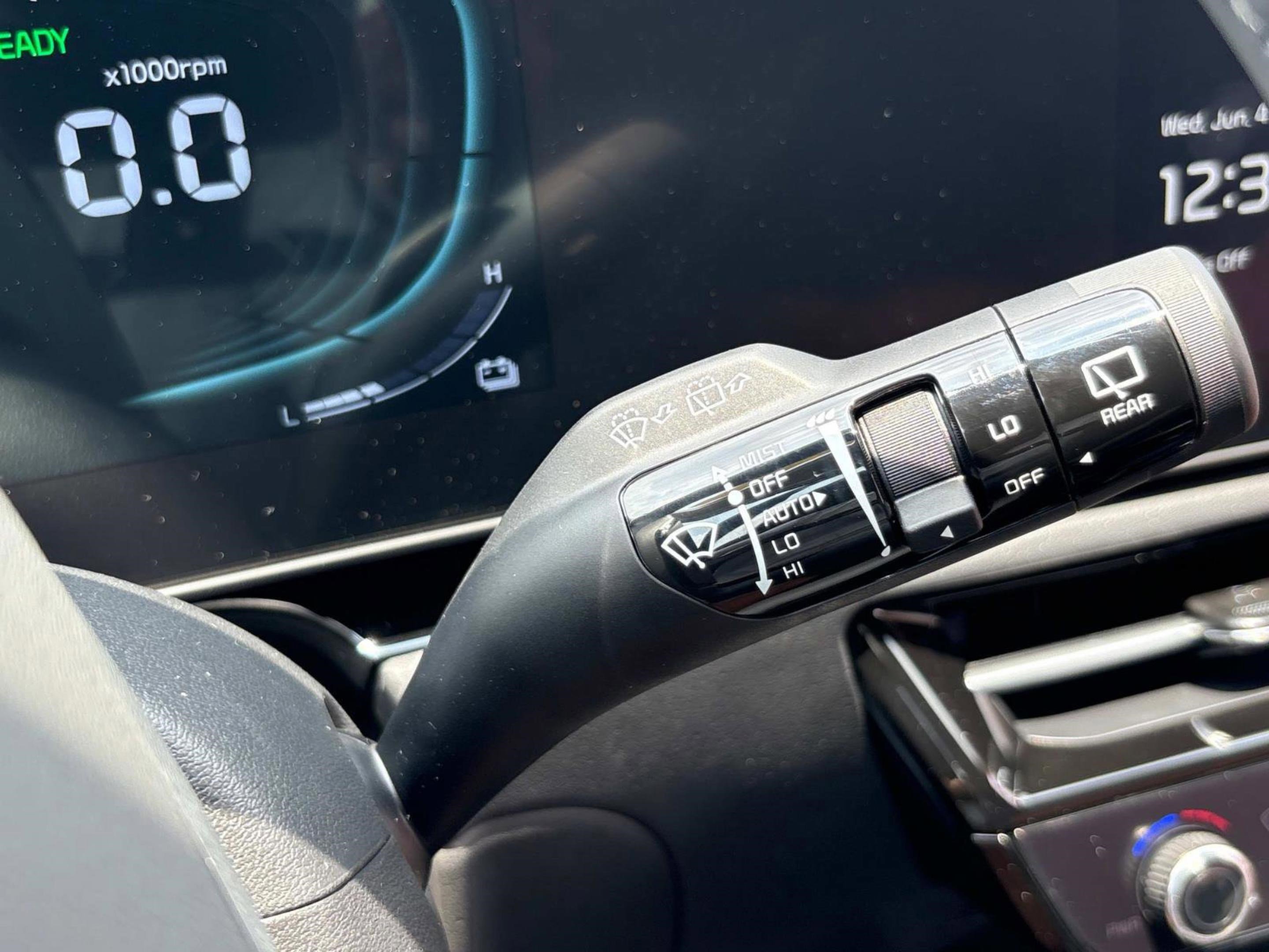 2025 Kia Niro EX Touring photo 27