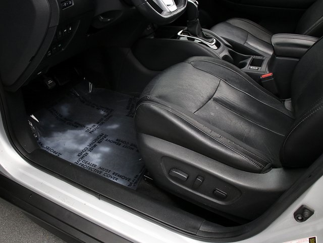 2018 Nissan Rogue SL photo 25