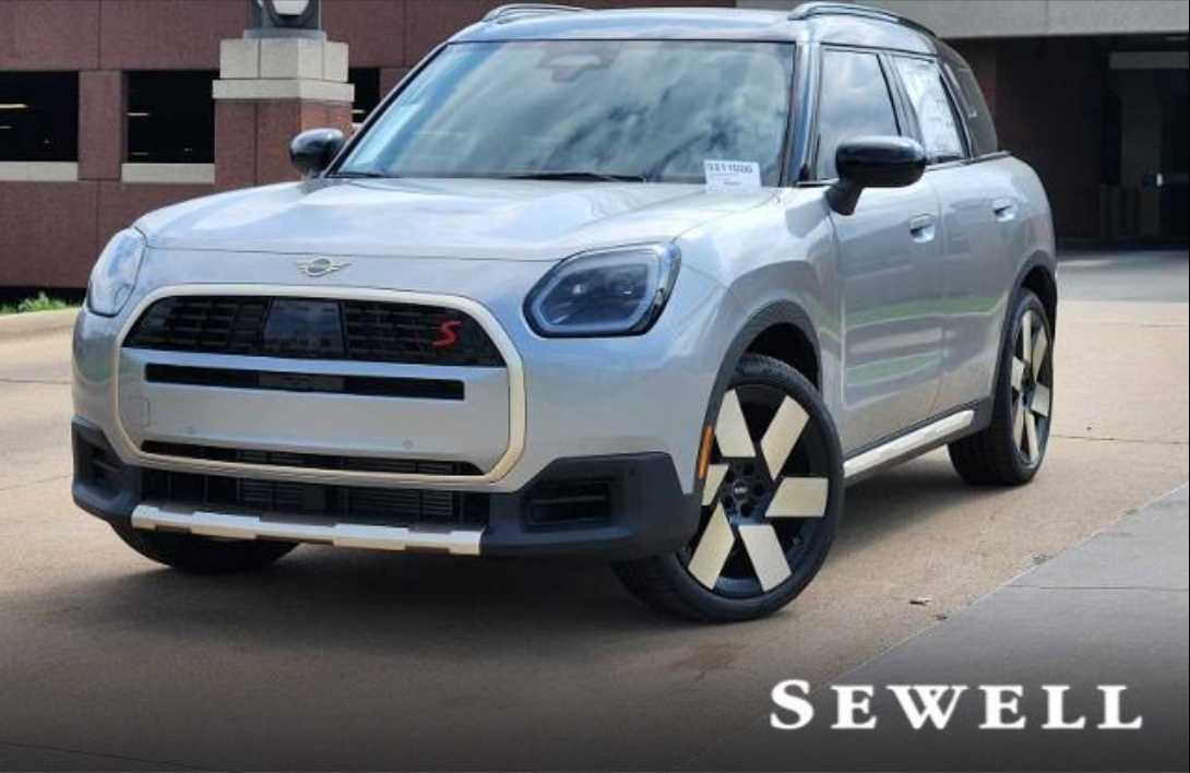 2025 MINI Countryman S's photo