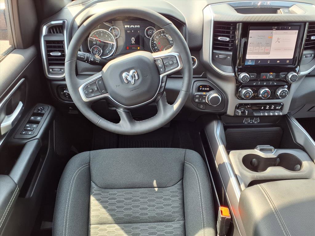 2025 Ram 1500 Big Horn photo 3