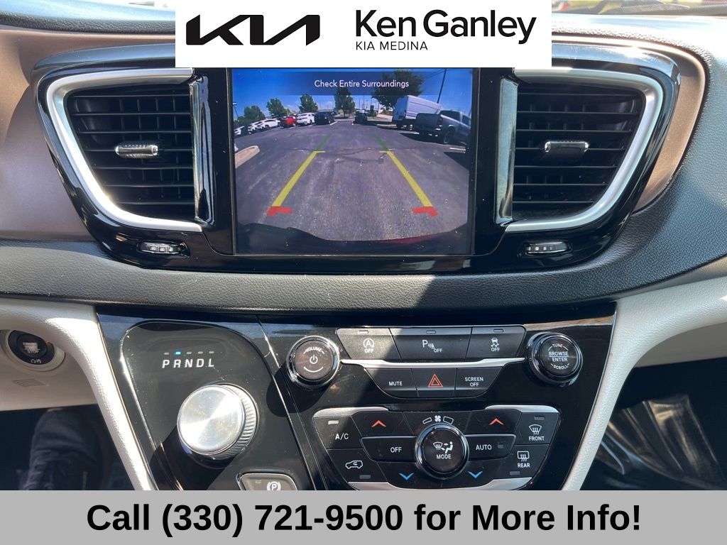 2018 Chrysler Pacifica Touring Plus photo 32