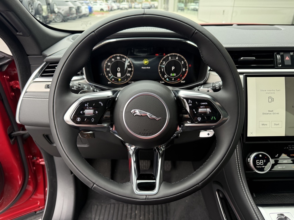 2026 Jaguar F-PACE P250 R-Dynamic S photo 11